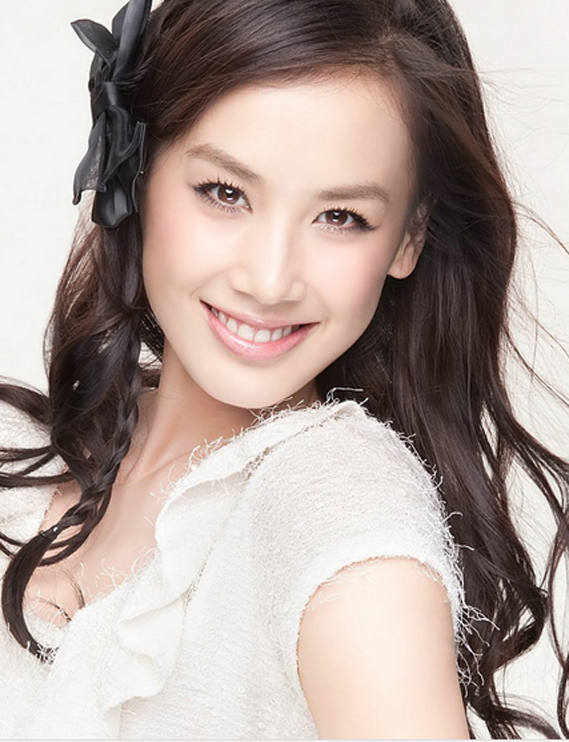 黄圣依